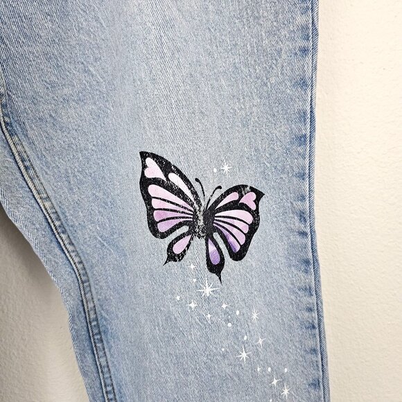 Sanrio Kuromi Butterfly Garden High Rise Mom Jeans Sz 15 Light Blue Wash Cotton - Picture 5 of 14